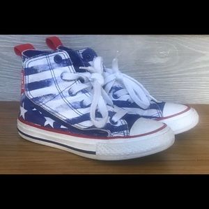 Kids Sz 11 Converse Chuck Taylor Hi Tops